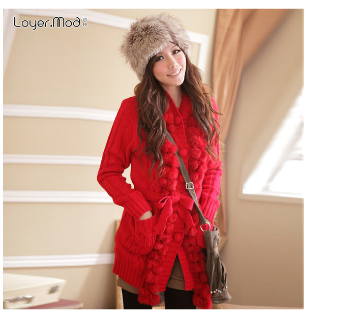 【loyer】兔毛球围巾式<em>长款毛衣外套</em>(红)-衬衫-