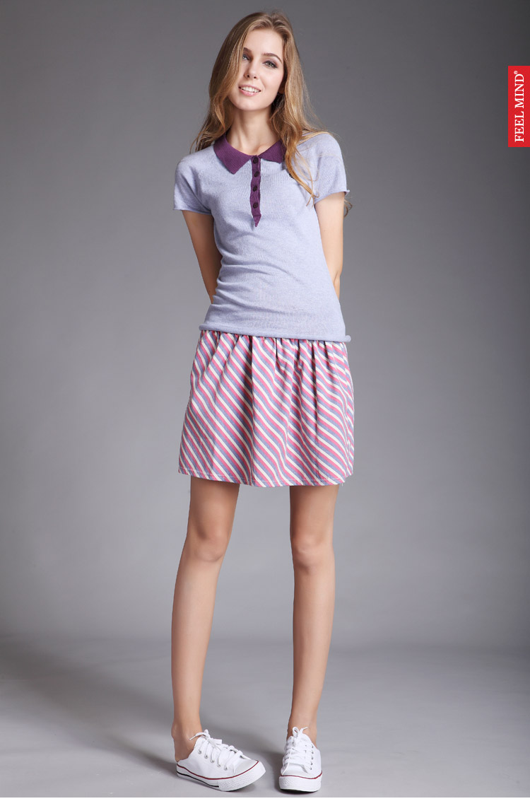 【feel mind】女款.校园风清新斜条纹布裙(浅红)